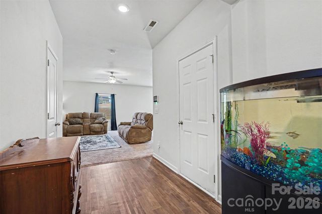 1112 Creedmore Court, Charlotte, NC 28215