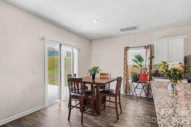 1112 Creedmore Court, Charlotte, NC 28215