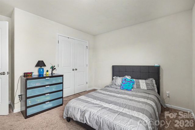 1112 Creedmore Court, Charlotte, NC 28215