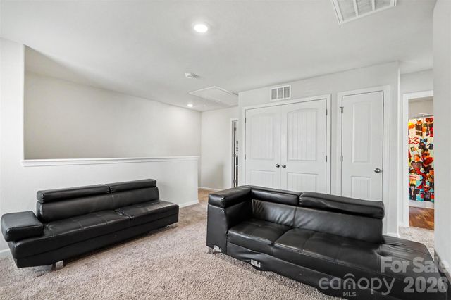 1112 Creedmore Court, Charlotte, NC 28215