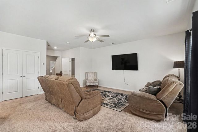 1112 Creedmore Court, Charlotte, NC 28215
