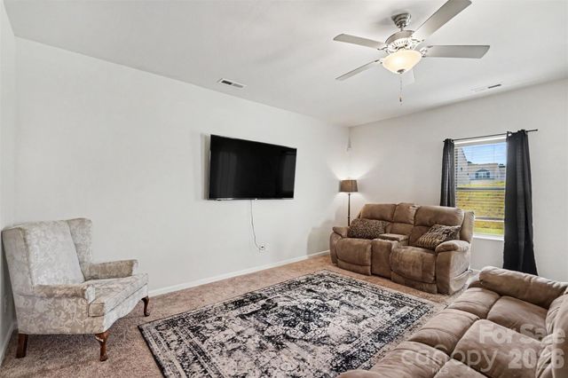 1112 Creedmore Court, Charlotte, NC 28215
