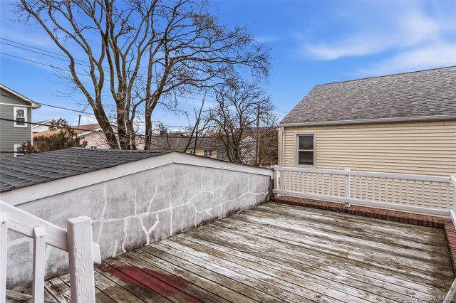 325 E Park Avenue, Long Beach, NY 11561