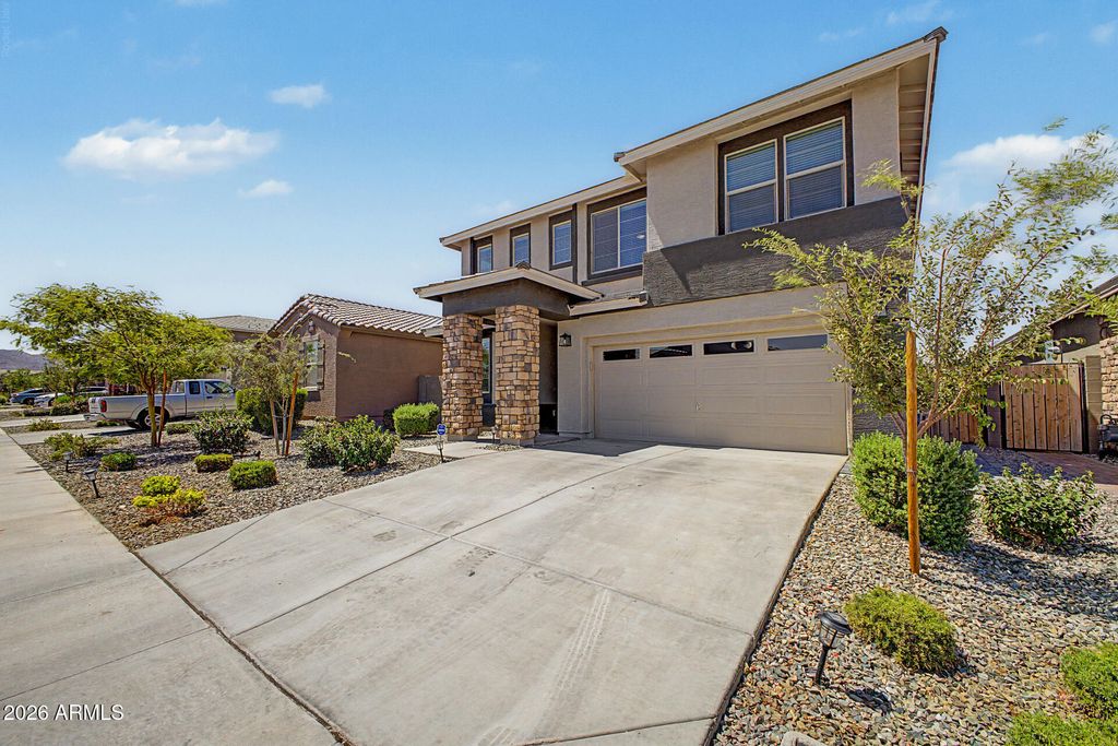 19210 W SOLANO Drive, Litchfield Park, AZ 85340 — photo 2