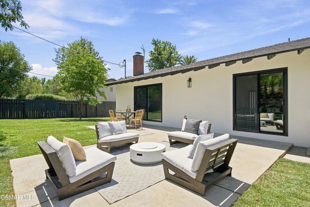8326 Fable Avenue, West Hills, CA 91304