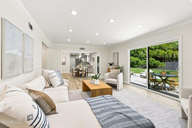 8326 Fable Avenue, West Hills, CA 91304