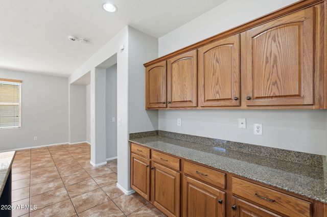 3246 E CARLA VISTA Drive, Gilbert, AZ 85295