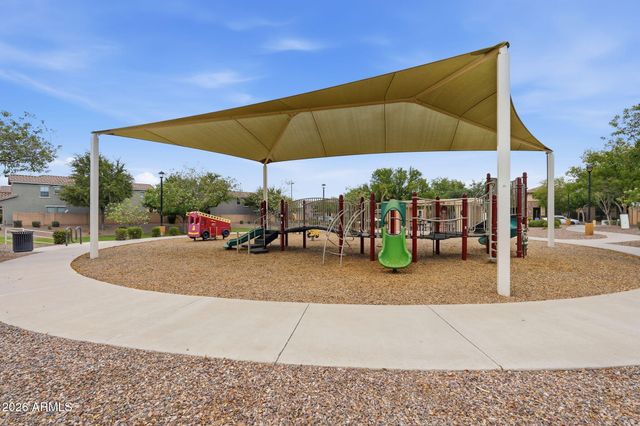 3246 E CARLA VISTA Drive, Gilbert, AZ 85295