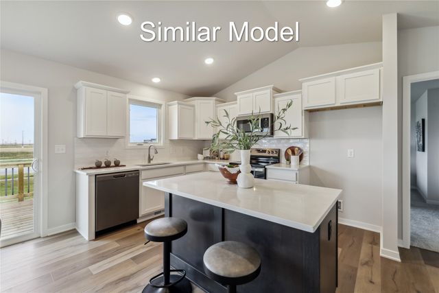 1613 NW Benjamin Drive, Ankeny, IA 50023