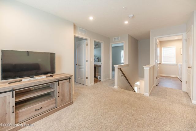 127 Goldeneye Ct, Shepherdsville, KY 40165