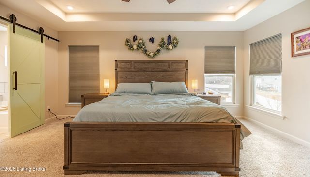 127 Goldeneye Ct, Shepherdsville, KY 40165