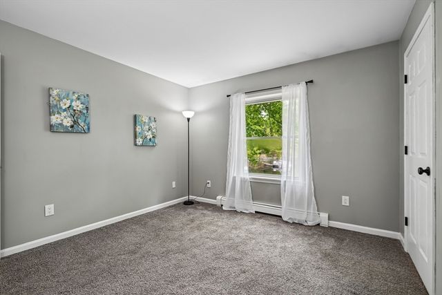 65 S Row Rd, Lunenburg, MA 01462