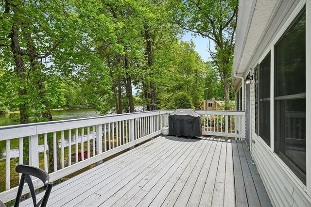 65 S Row Rd, Lunenburg, MA 01462