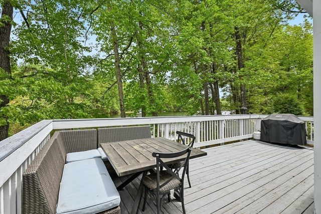 65 S Row Rd, Lunenburg, MA 01462