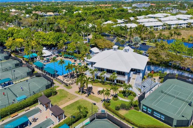 1415 Sweetwater CV 102, Naples, FL 34110