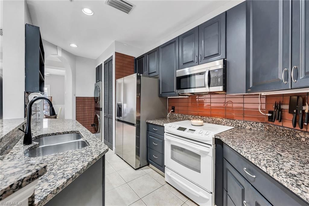 1415 Sweetwater CV 102, NAPLES, FL 34110 — photo 3