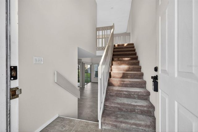 4843 NAPOLI COURT NE, St Petersburg, FL 33703