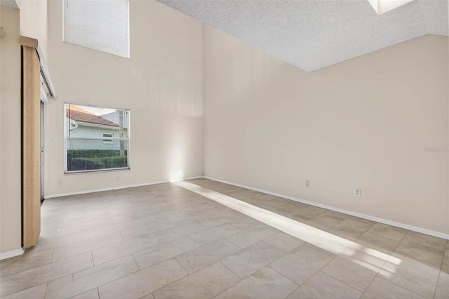 4843 NAPOLI COURT NE, St Petersburg, FL 33703