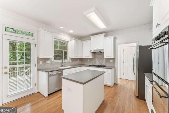 5620 Vinings Retreat Pass SW, Mableton, GA 30126