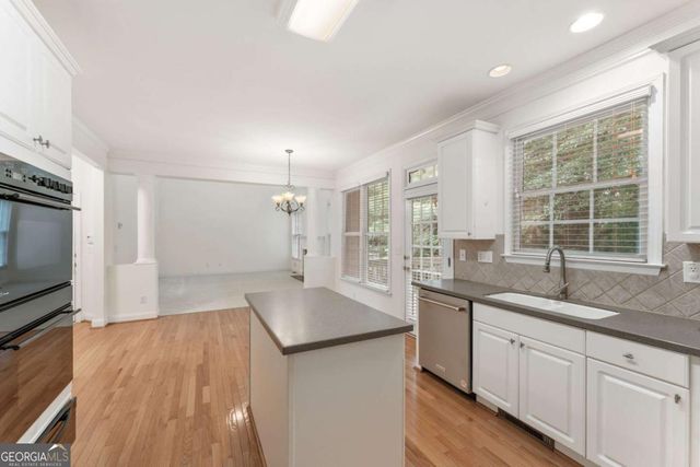 5620 Vinings Retreat Pass SW, Mableton, GA 30126