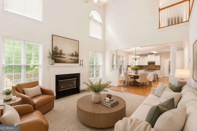 5620 Vinings Retreat Pass SW, Mableton, GA 30126