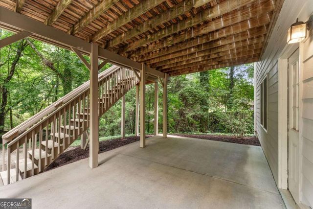 5620 Vinings Retreat Pass SW, Mableton, GA 30126