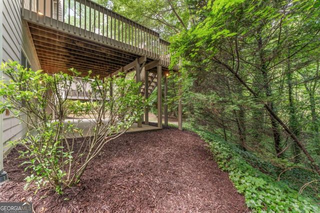 5620 Vinings Retreat Pass SW, Mableton, GA 30126
