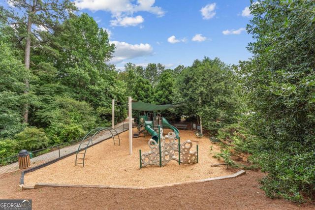 5620 Vinings Retreat Pass SW, Mableton, GA 30126