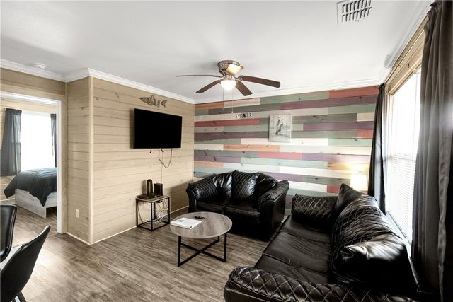 403 S 10th St 2, Port Aransas, TX 78373