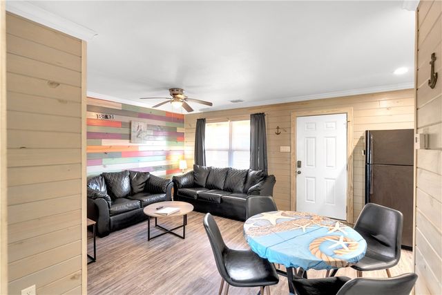 403 S 10th St 2, Port Aransas, TX 78373