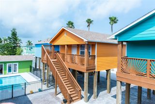 403 S 10th St 2, Port Aransas, TX 78373