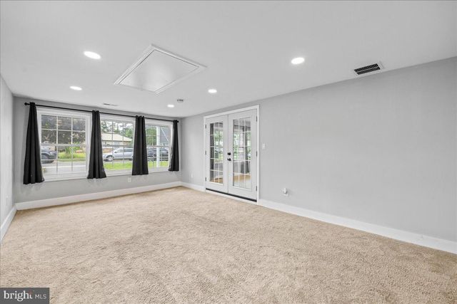 11 HAMPTON LN, Willingboro, NJ 08046