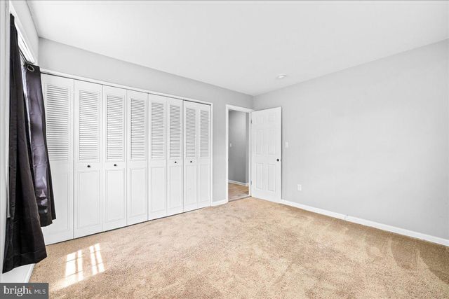 11 HAMPTON LN, Willingboro, NJ 08046