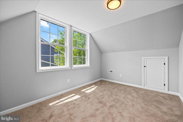 11 HAMPTON LN, Willingboro, NJ 08046
