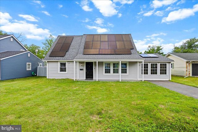 11 HAMPTON LN, Willingboro, NJ 08046