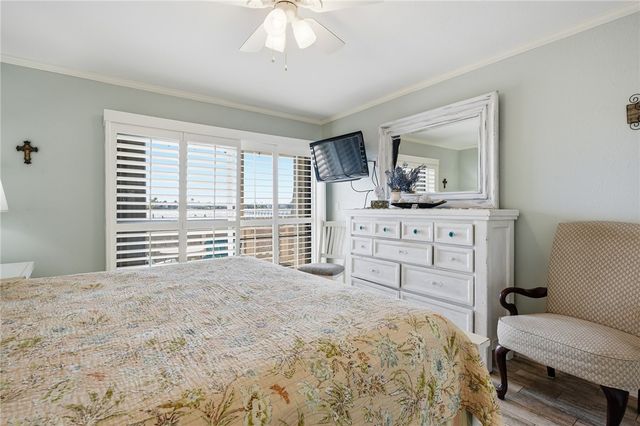 2704 Bayhouse Dr 2704, Rockport, TX 78382