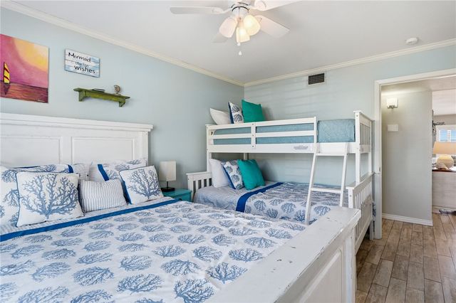 2704 Bayhouse Dr 2704, Rockport, TX 78382