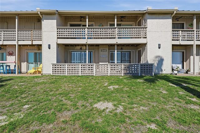 2704 Bayhouse Dr 2704, Rockport, TX 78382