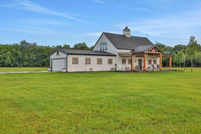 133 Timber Ridge Road, Liberty, TX 77575