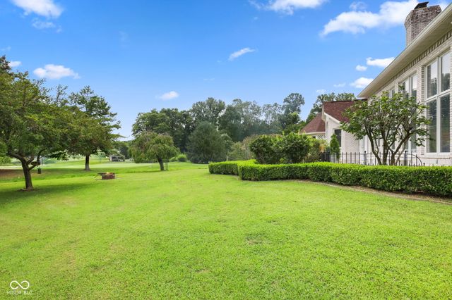 2663 Grey Fox Drive, Martinsville, IN 46151