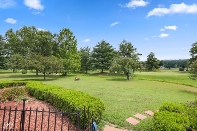 2663 Grey Fox Drive, Martinsville, IN 46151