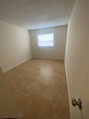 7931 SW 10th Street, North Lauderdale, FL 33068