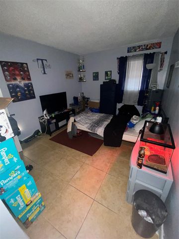 7931 SW 10th Street, North Lauderdale, FL 33068