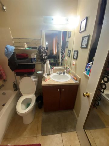 7931 SW 10th Street, North Lauderdale, FL 33068