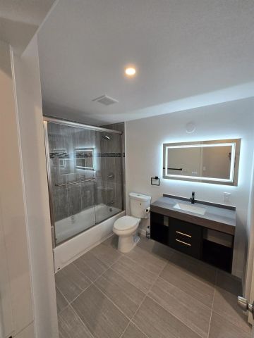 940-942 S Upas St, Escondido, CA 92025