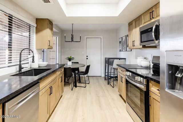 9073 E EVANS Drive, Scottsdale, AZ 85260