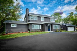 106 E 22nd Street, Lombard, IL 60148