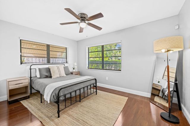 1601 NE 63rd St, Fort Lauderdale, FL 33334