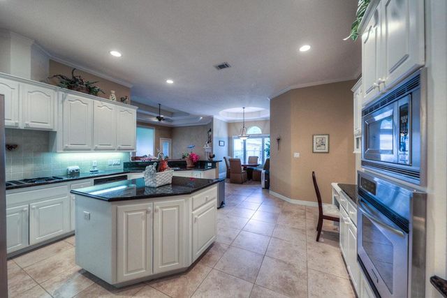 103 Fish Creek Lane, Montgomery, TX 77316