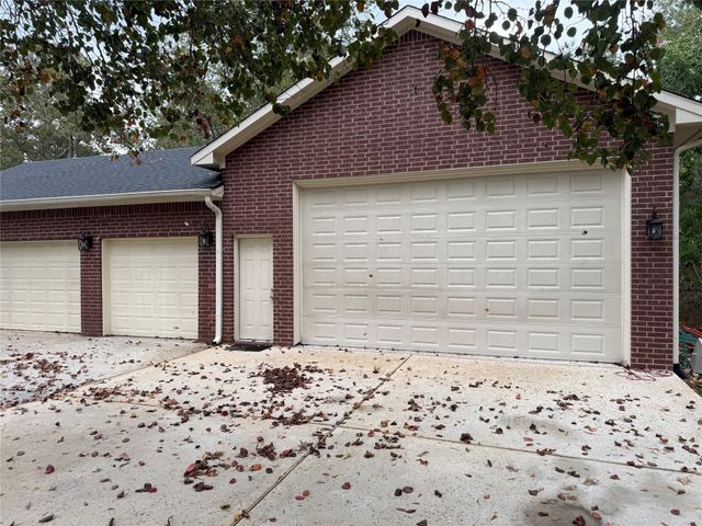 103 Fish Creek Lane, Montgomery, TX 77316